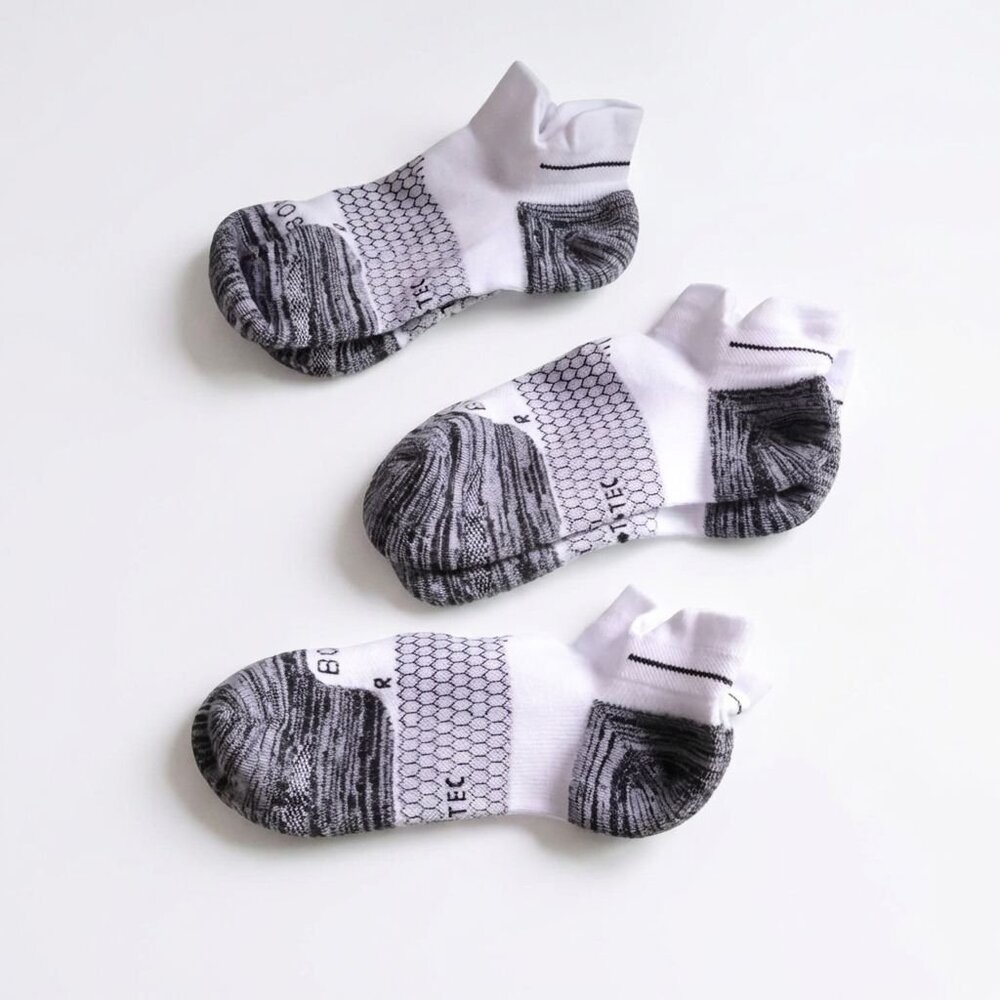 3 pairs Bombas Women's Ankle Running Socks White Size M
